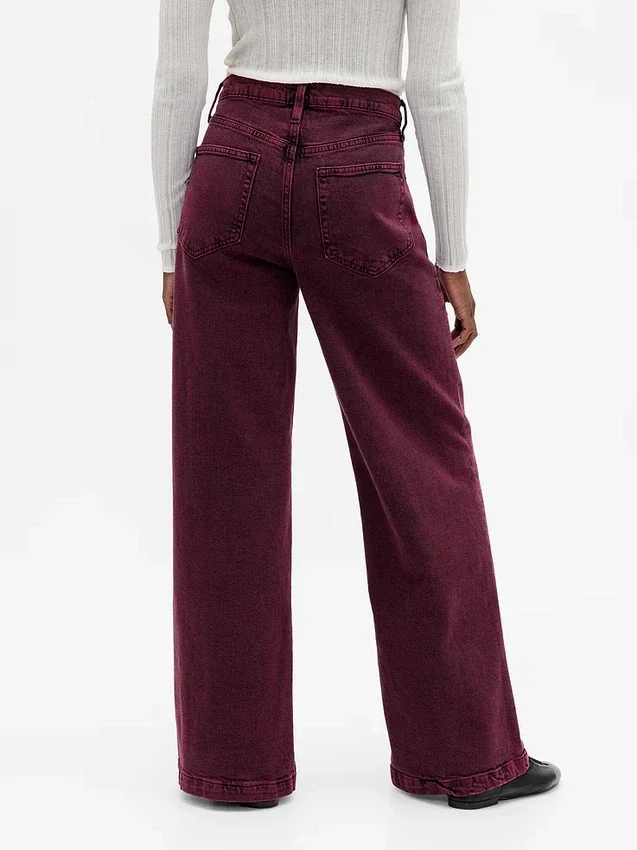 Jeans a vita alta con gamba larga