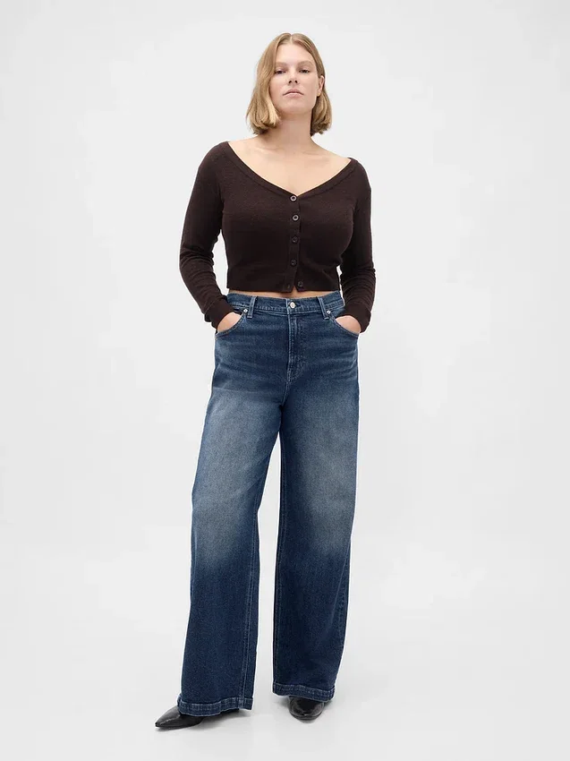 Jeans a vita alta con gamba larga