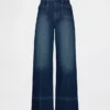 Jeans a vita alta con gamba larga