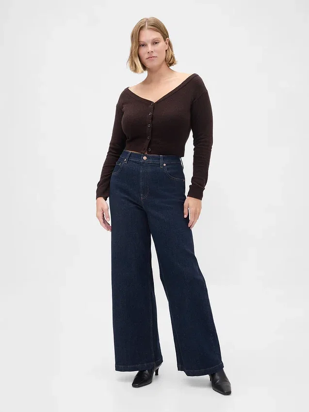 Jeans a vita alta con gamba larga
