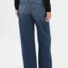 Jeans a vita alta con gamba larga