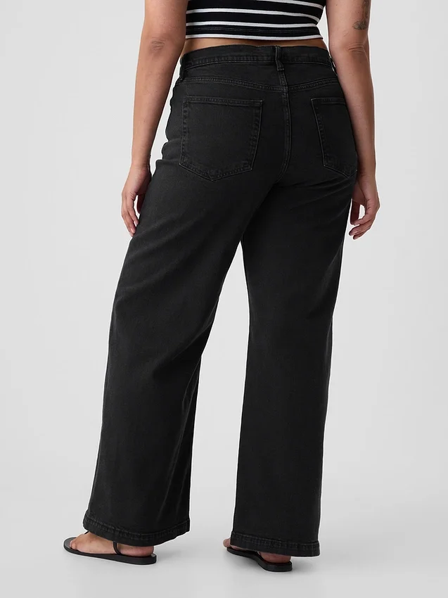 Jeans a vita alta con gamba larga