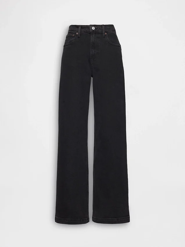 Jeans a vita alta con gamba larga