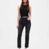 Jeans a vita alta con gamba svasata