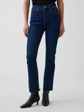 Jeans a vita alta con gamba svasata