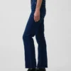 Jeans a vita alta con gamba svasata