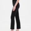 Jeans a vita alta con gamba svasata