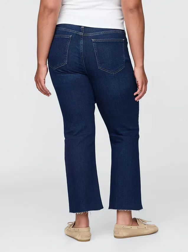 Jeans a vita alta con gamba svasata