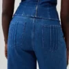 Jeans a vita alta con pinces e gamba larga GAP × Hfr di Atelier Ndigo