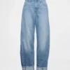 Jeans a vita alta con risvolto