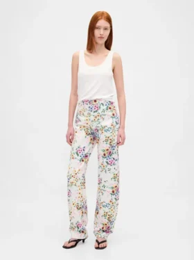 Jeans a vita alta con taglio a barilotto e motivo floreale