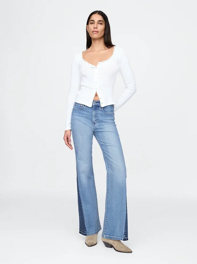 Jeans a vita alta con toppe in stile anni ’70 a zampa