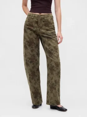 Jeans a vita alta dal taglio a botte