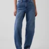 Jeans a vita alta dal taglio a botte