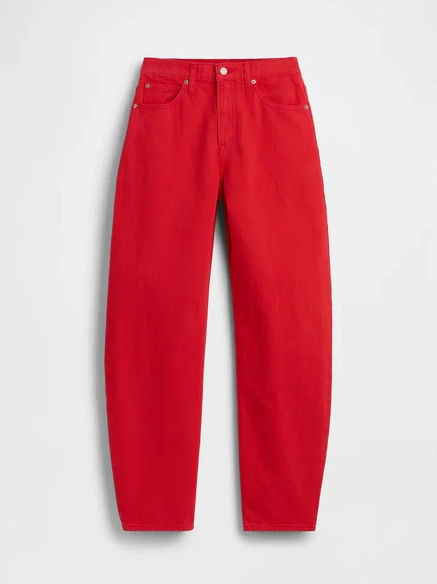 Jeans a vita alta dal taglio a botte