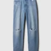 Jeans a vita alta dal taglio a botte