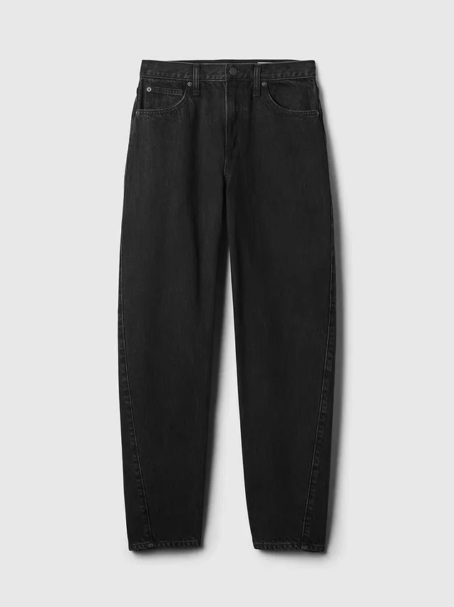 Jeans a vita alta dal taglio a botte
