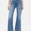 Jeans a vita alta dal taglio ampio e svasato