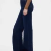 Jeans a vita alta dal taglio ampio e svasato