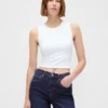 Jeans a vita alta dal taglio ampio e svasato
