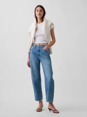 Jeans a vita alta e gamba larga