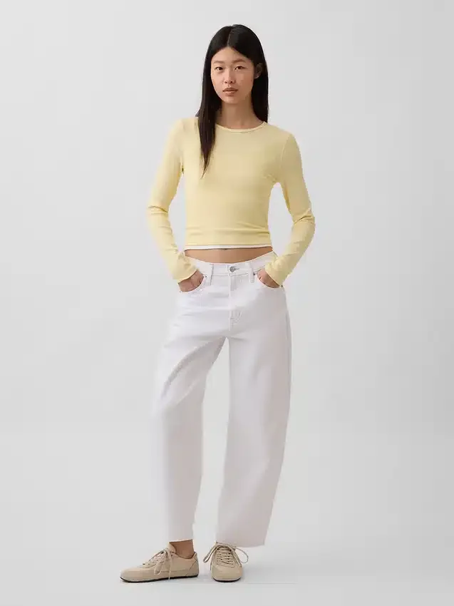 Jeans a vita alta e gamba larga