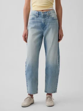 Jeans a vita alta e gamba larga