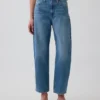 Jeans a vita alta e gamba larga