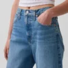 Jeans a vita alta e gamba larga