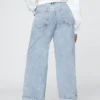 Jeans a vita alta, gamba larga con risvolto