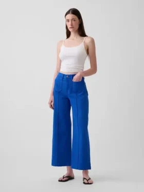 Jeans a vita alta, gamba larga e lunghezza alla caviglia