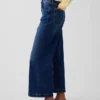 Jeans a vita alta, gamba larga e lunghezza alla caviglia
