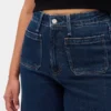 Jeans a vita alta per taglie curvy, a gamba larga e lunghezza alla caviglia