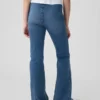 Jeans a vita alta svasati con cintura incrociata per bambini