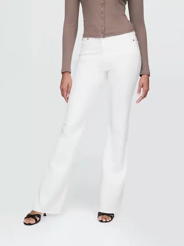 Jeans a vita alta svasati in stile anni '70