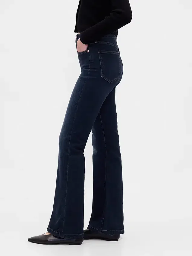 Jeans a vita alta svasati in stile anni '70