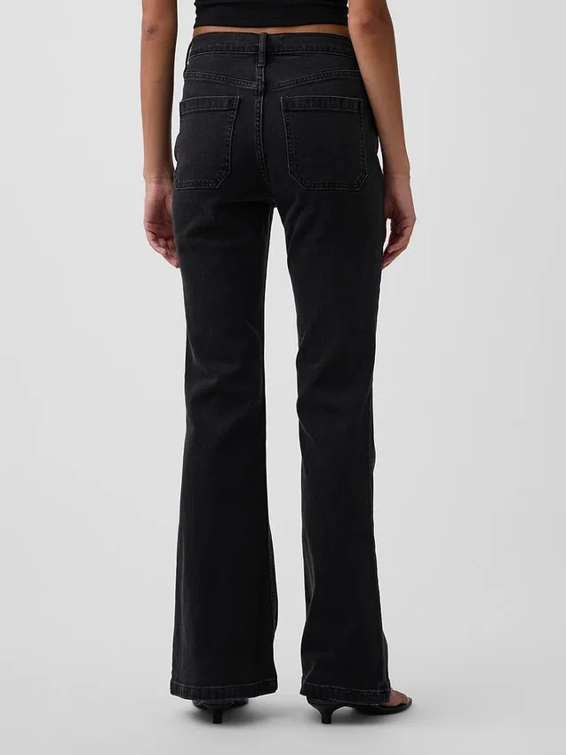 Jeans a vita alta svasati in stile anni '70