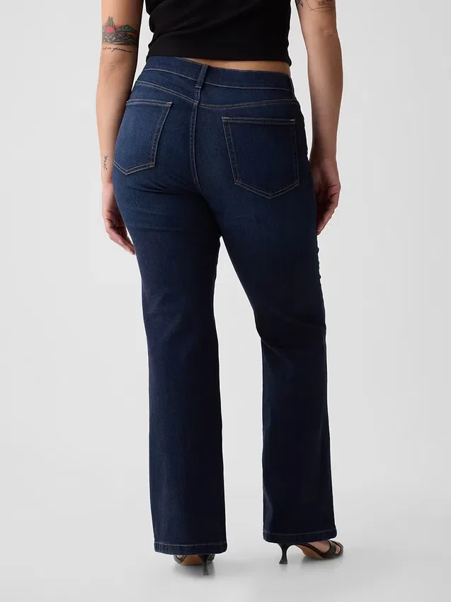 Jeans a vita alta svasati in stile anni '70