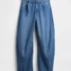 Jeans a vita alta ultrasoft con cintura e taglio a ferro di cavallo
