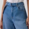 Jeans a vita alta ultrasoft con cintura e taglio a ferro di cavallo