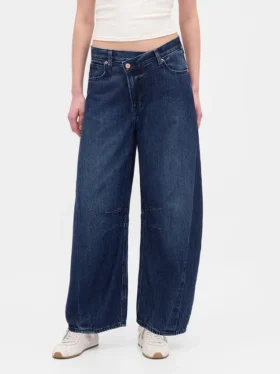 Jeans a vita alta ultrasoft con taglio a ferro di cavallo incrociato