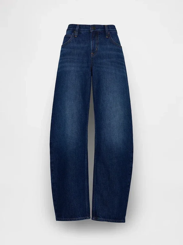 Jeans a vita bassa dal taglio a barilotto