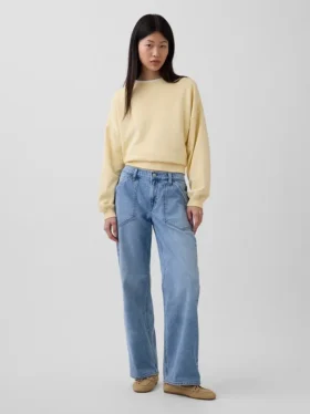 Jeans a vita bassa e dal taglio ampio in stile anni ’90