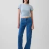 Jeans a vita bassa e dal taglio ampio in stile anni ’90