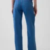 Jeans a vita bassa e dal taglio ampio in stile anni ’90
