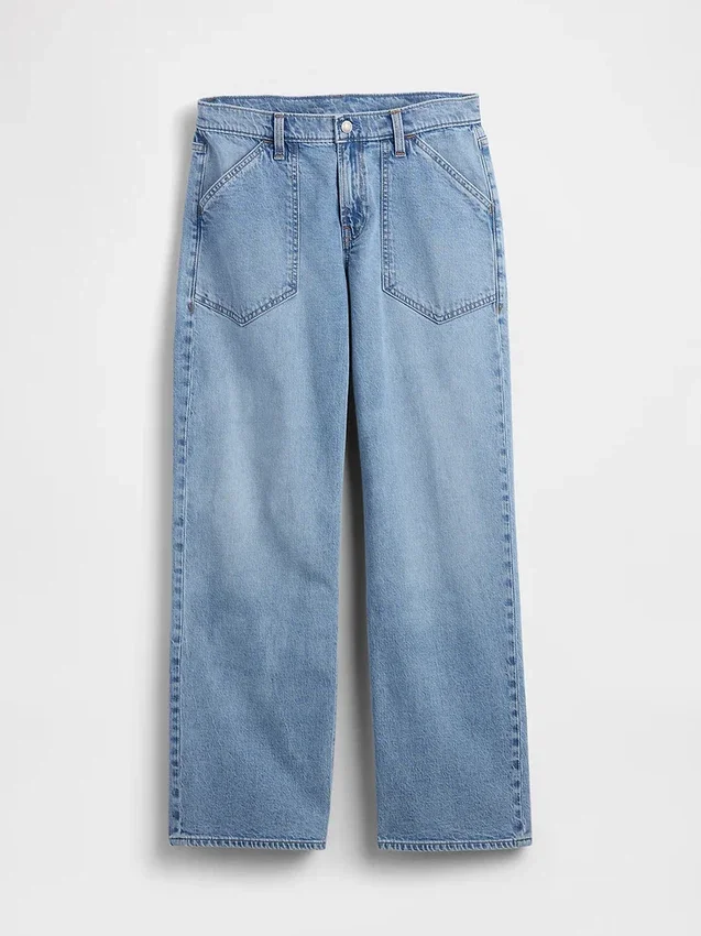 Jeans a vita bassa e dal taglio ampio in stile anni ’90
