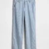 Jeans a vita bassa e dal taglio ampio in stile anni ’90