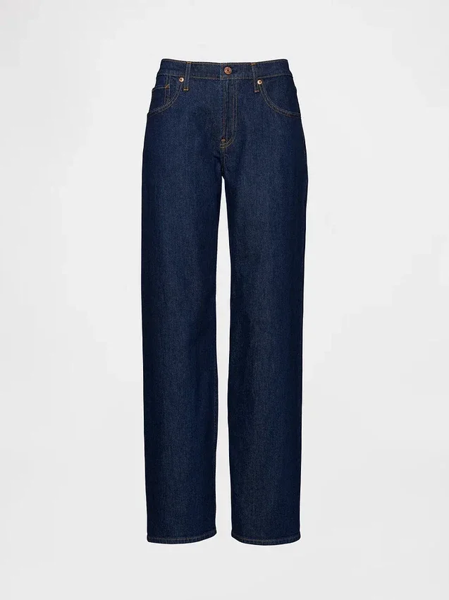 Jeans a vita bassa e dal taglio ampio in stile anni ’90