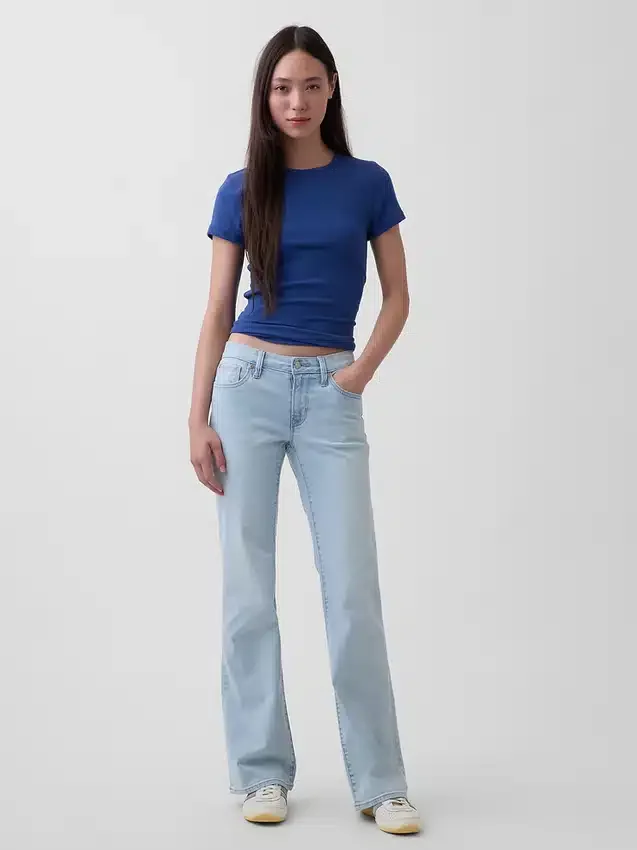 Jeans a vita bassa, lunghi e slim