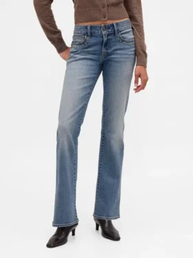 Jeans a vita bassa, lunghi e slim